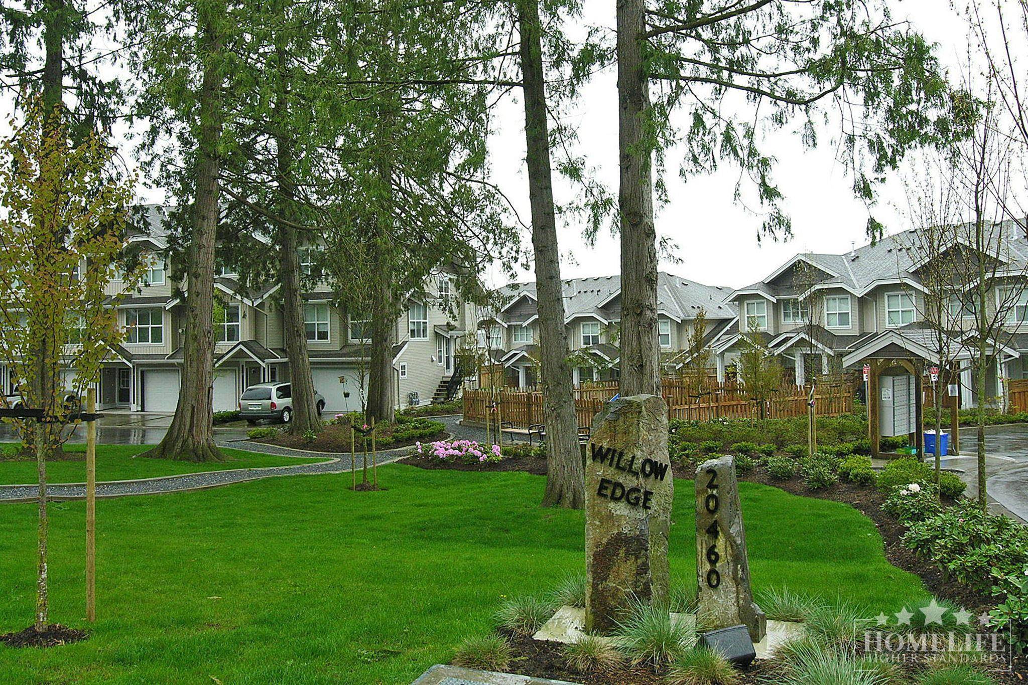 Langley, BC V2Y 3B6,20460 66 AVE #94