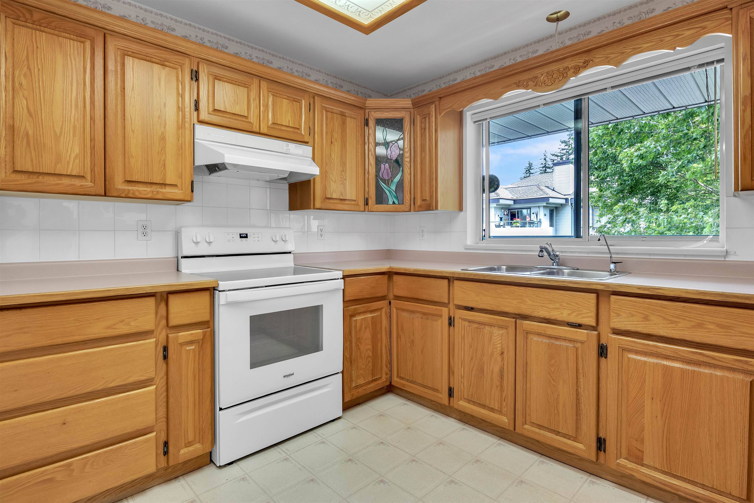 Abbotsford, BC V2T 3N8,2451 Gladwin RD #328