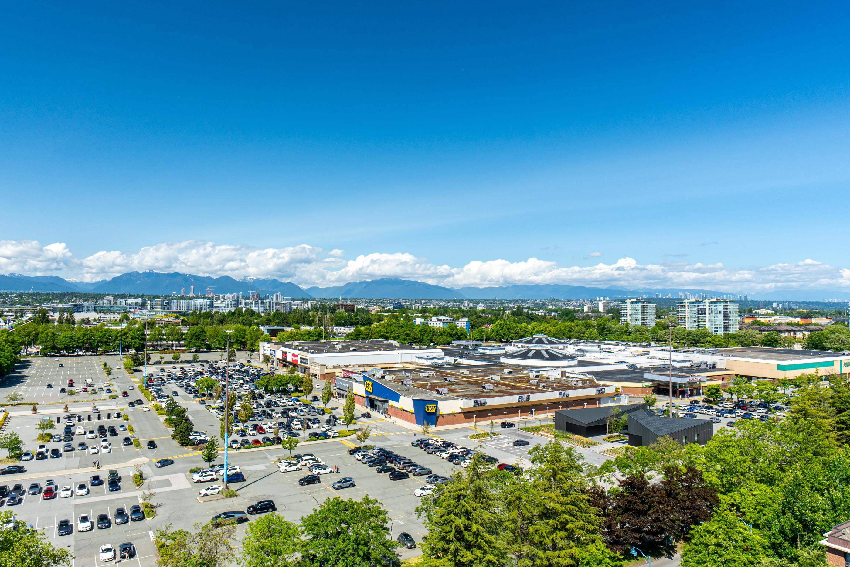 Richmond, BC V6X 0R8,5580 No. 3 RD #1511