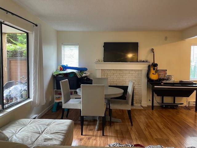 Surrey, BC V3R 7S1,10620 150 ST #801