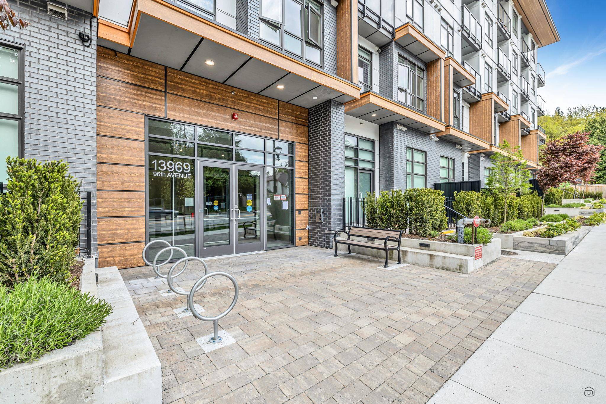 Surrey, BC V3T 0T1,13969 96 AVE #307