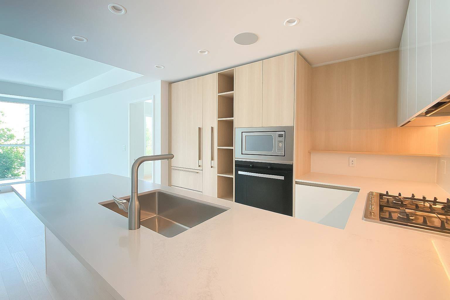 Richmond, BC V7C 0E8,6833 Pearson WAY #209