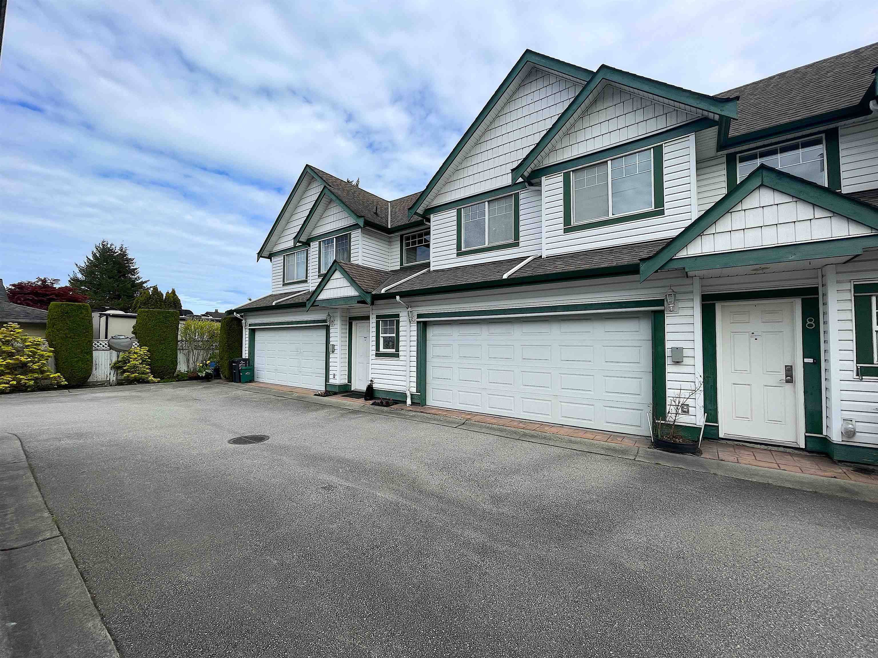 Richmond, BC V6Y 3B3,9893 Francis RD #8