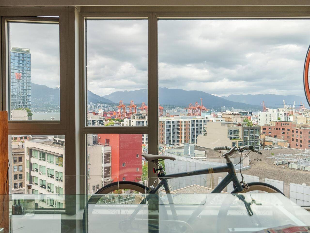 Vancouver, BC V6B 6B9,183 Keefer PL #1402
