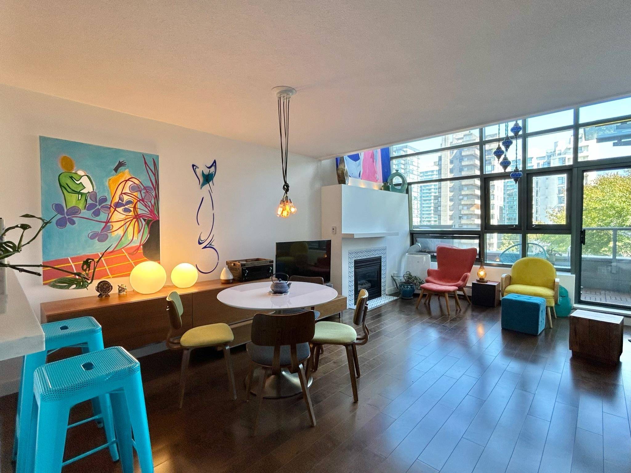 Vancouver, BC V6G 1C7,1688 Robson AVE #PH2