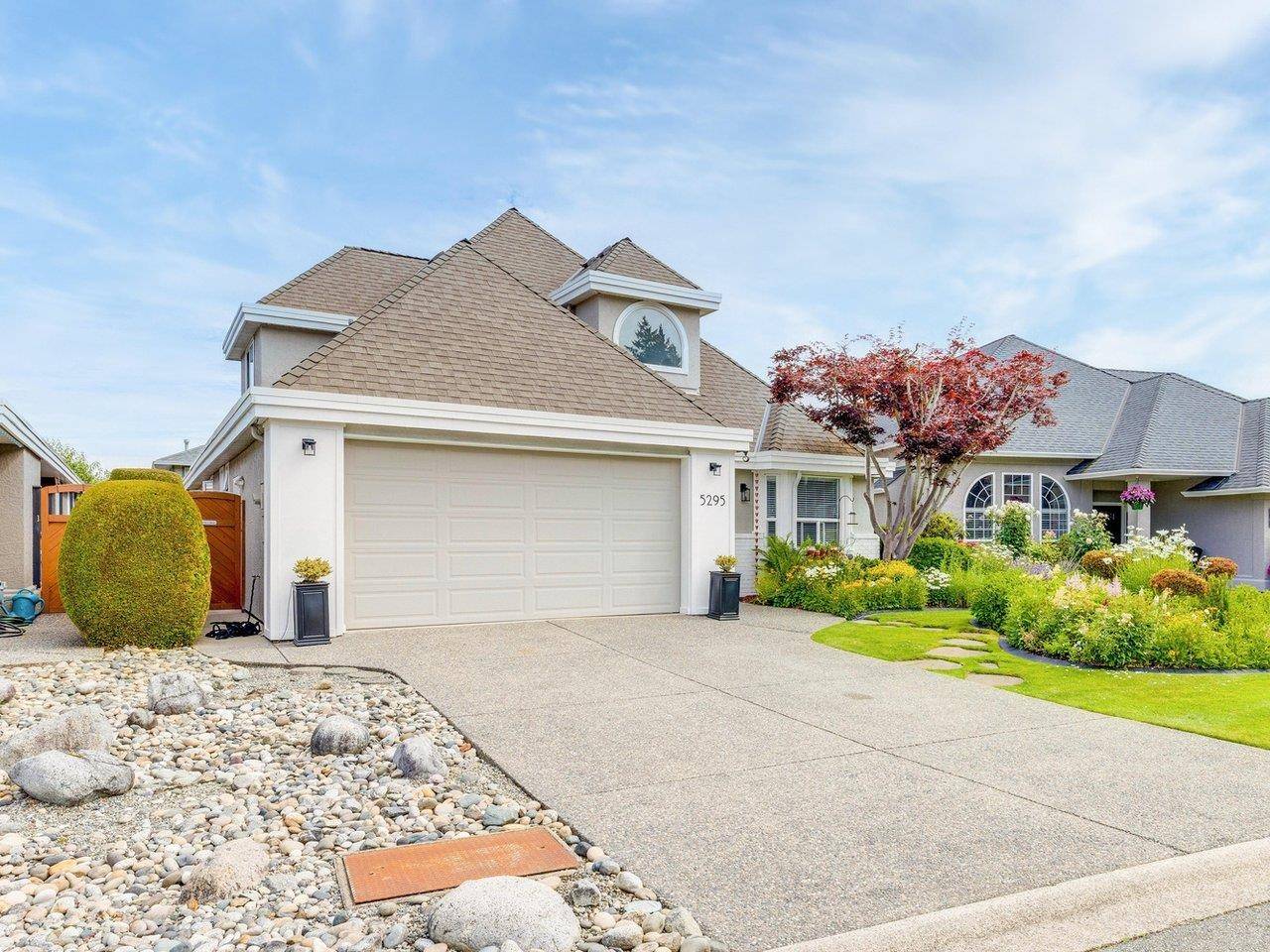 Delta, BC V4M 4E5,5295 St Andrews PL