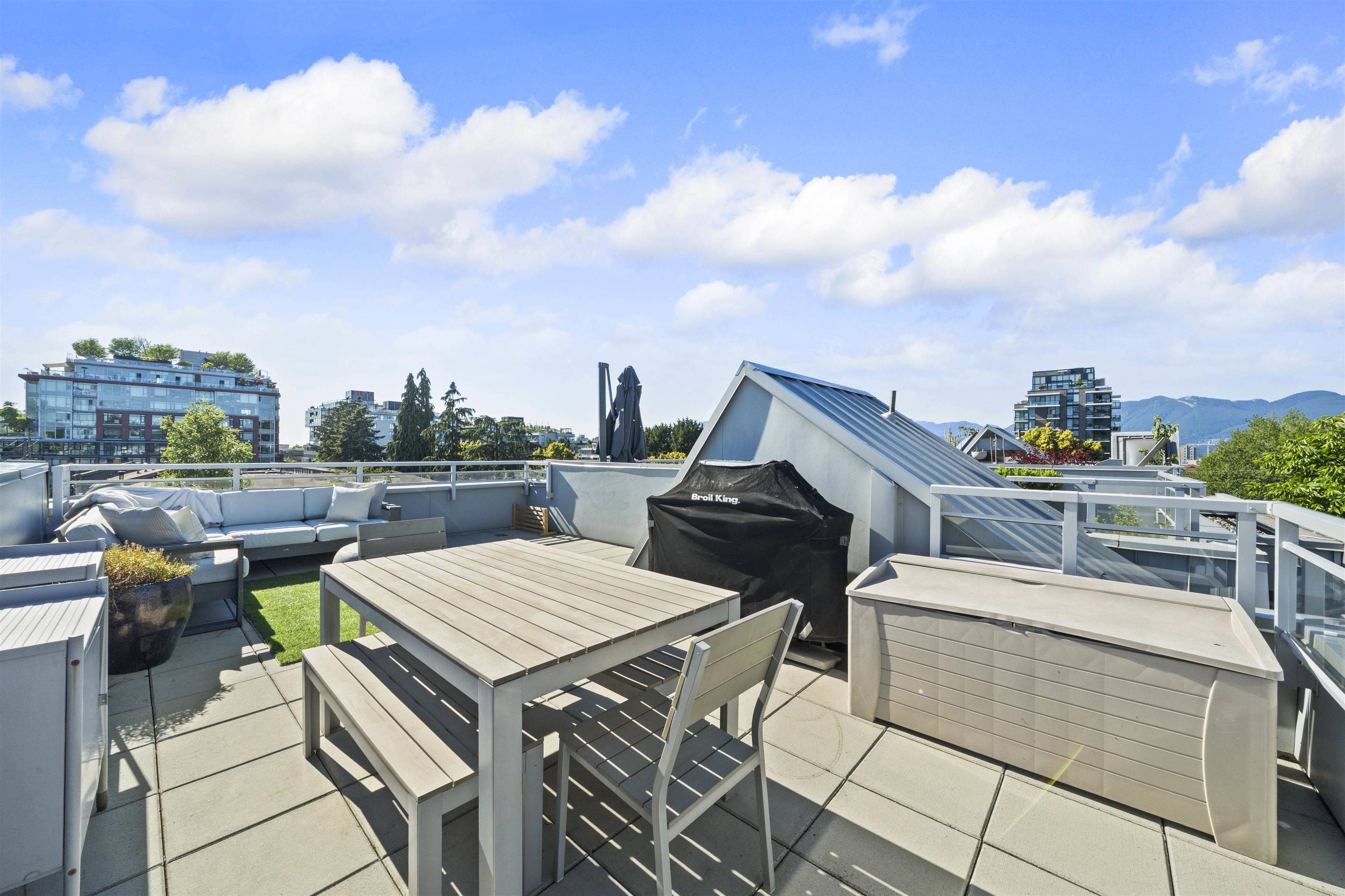 Vancouver, BC V5T 1M8,2333 Brunswick ST