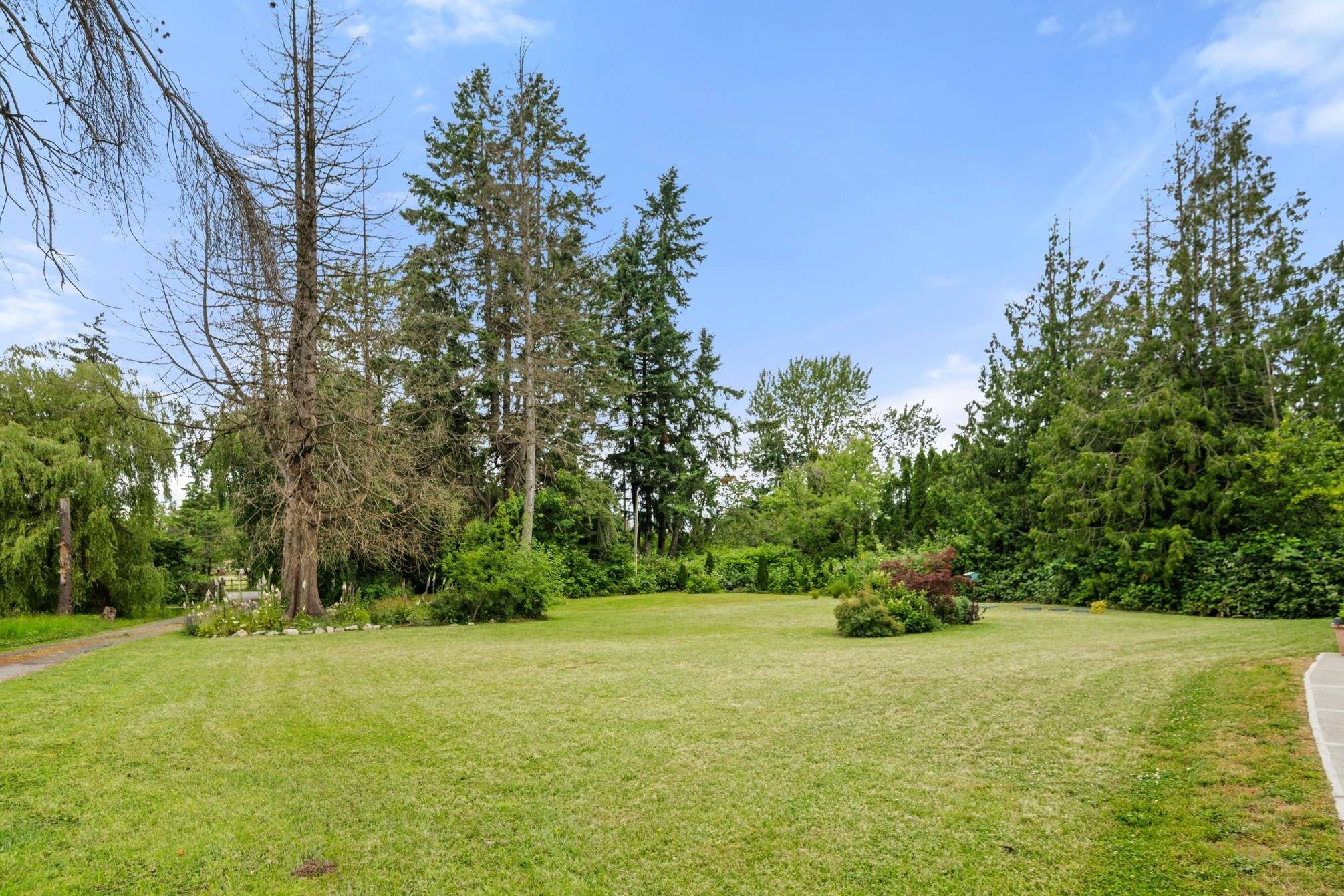 Langley, BC V2Z 3B3,2690 224 ST