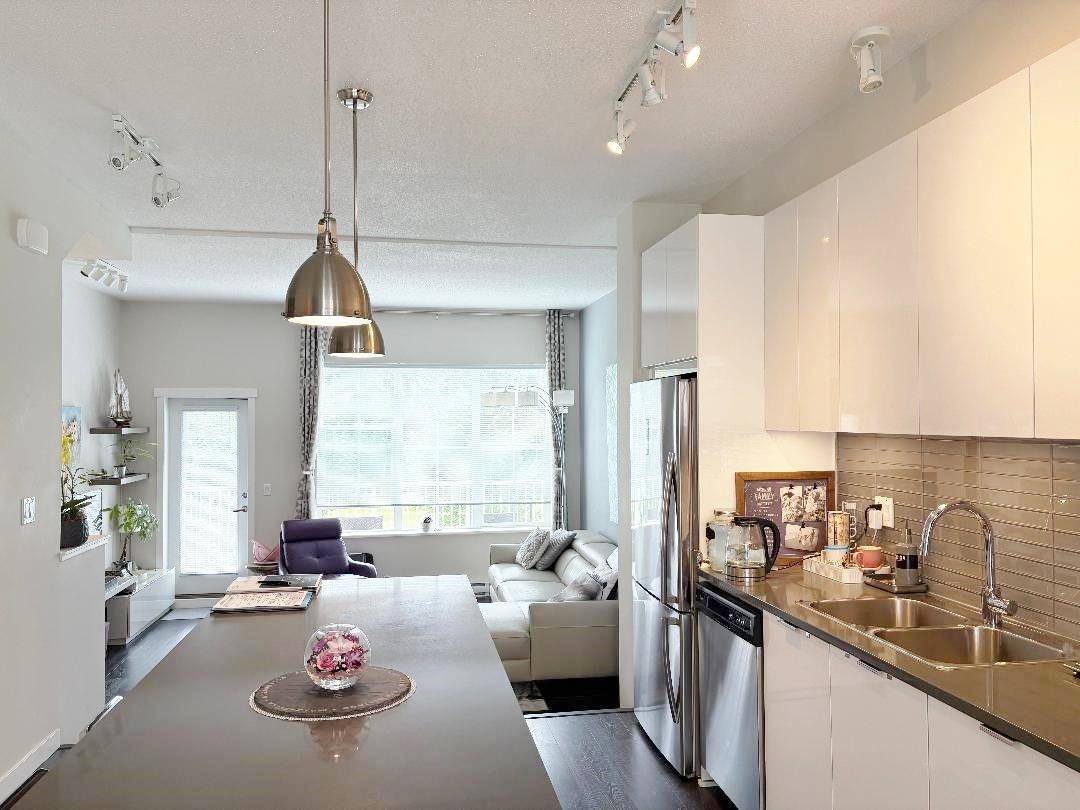 Delta, BC V4K 0C4,5550 Admiral WAY #46