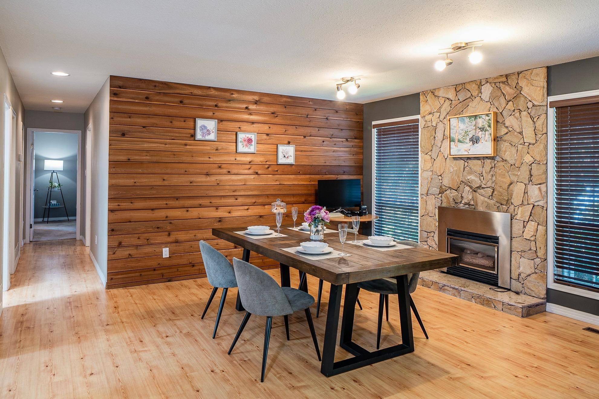 Maple Ridge, BC V2X 0V3,21934 Highview PL