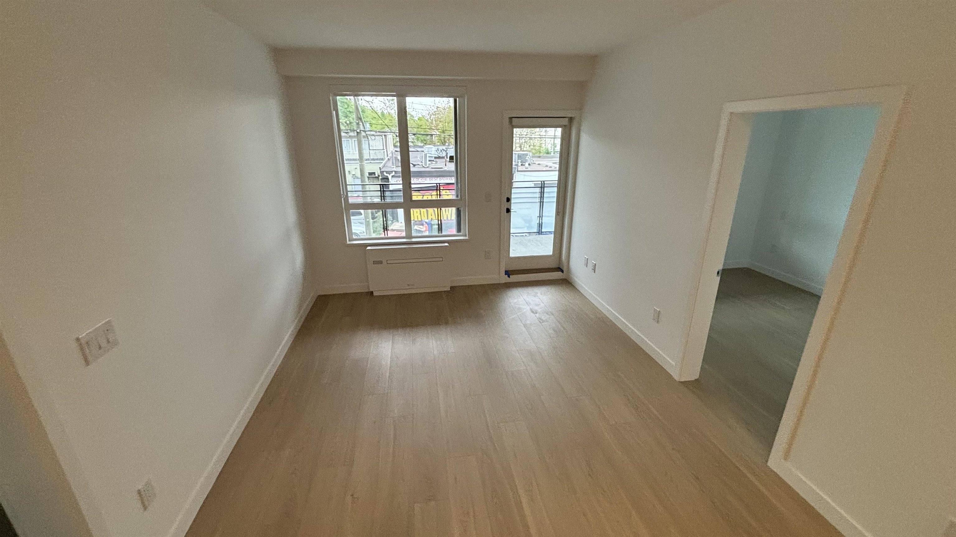 Vancouver, BC V5N 1W8,2450 Garden DR #213