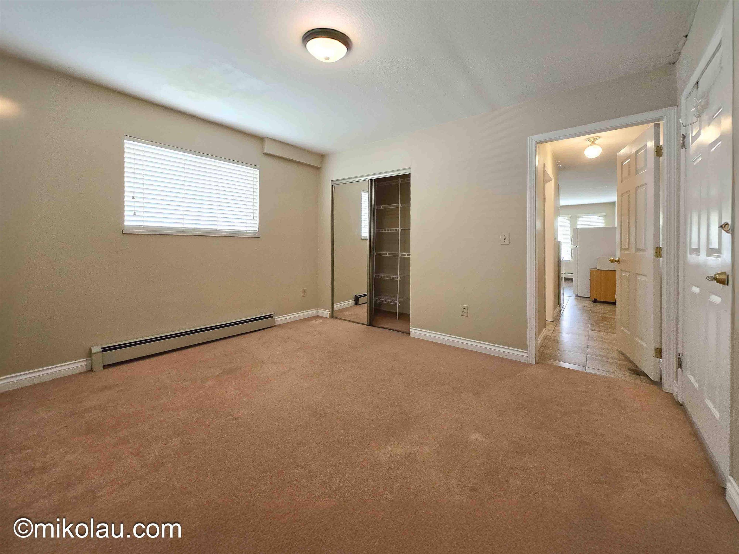 Burnaby, BC V5H 1A4,377x Burke Street