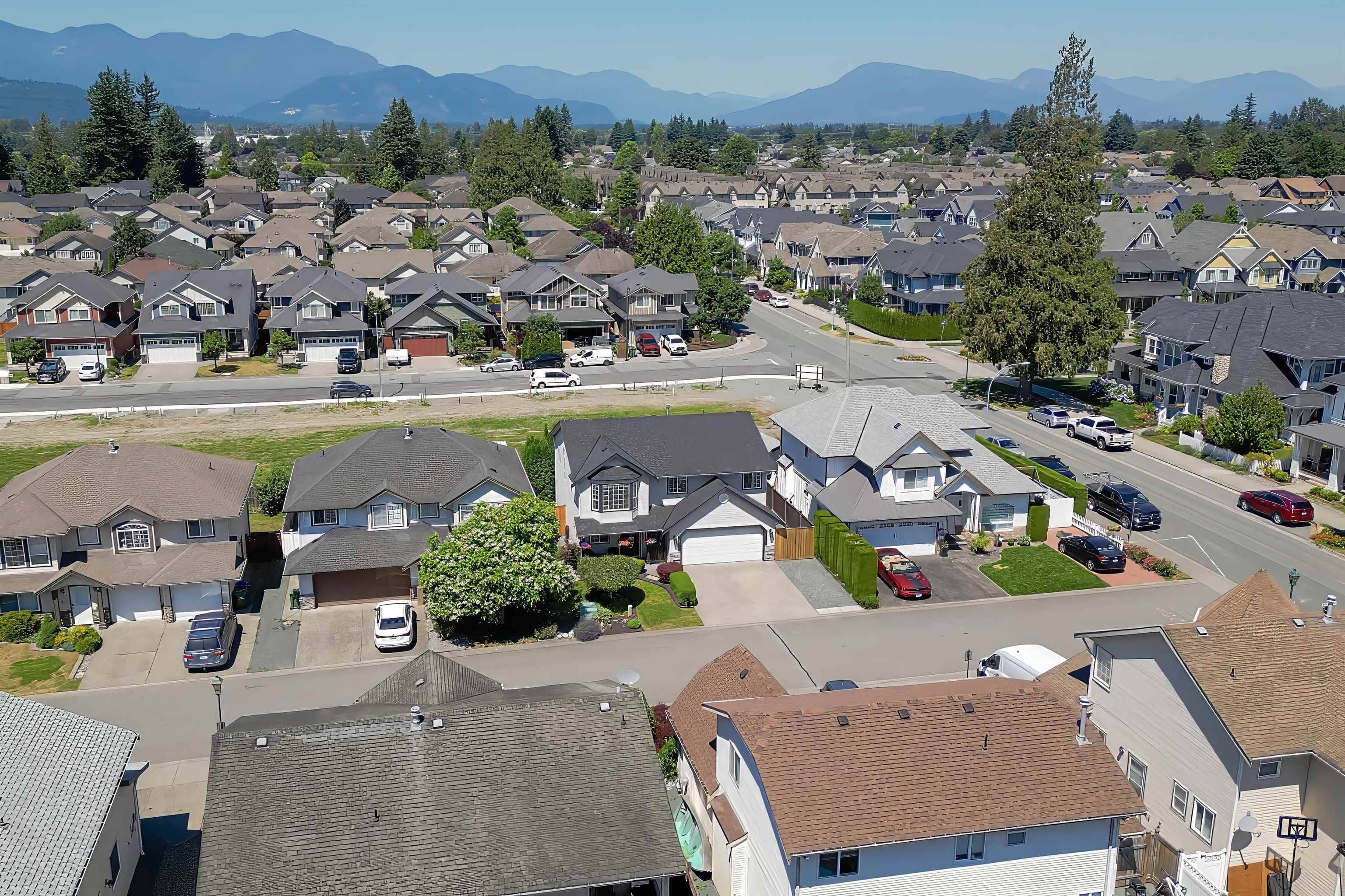 Chilliwack, BC V2R 4P7,5415 Peach RD #2