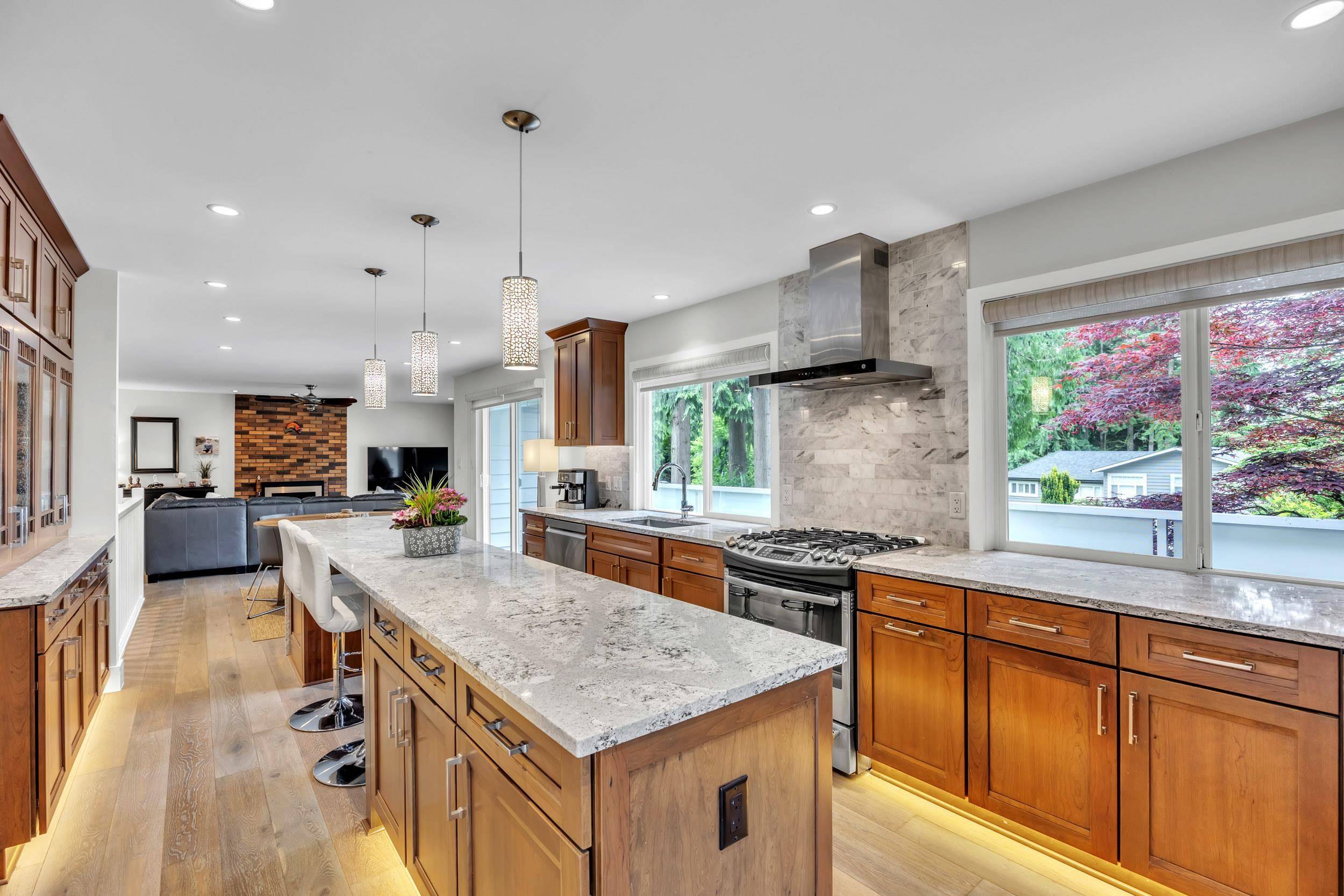 North Vancouver, BC V7K 2W8,1788 Ralph ST