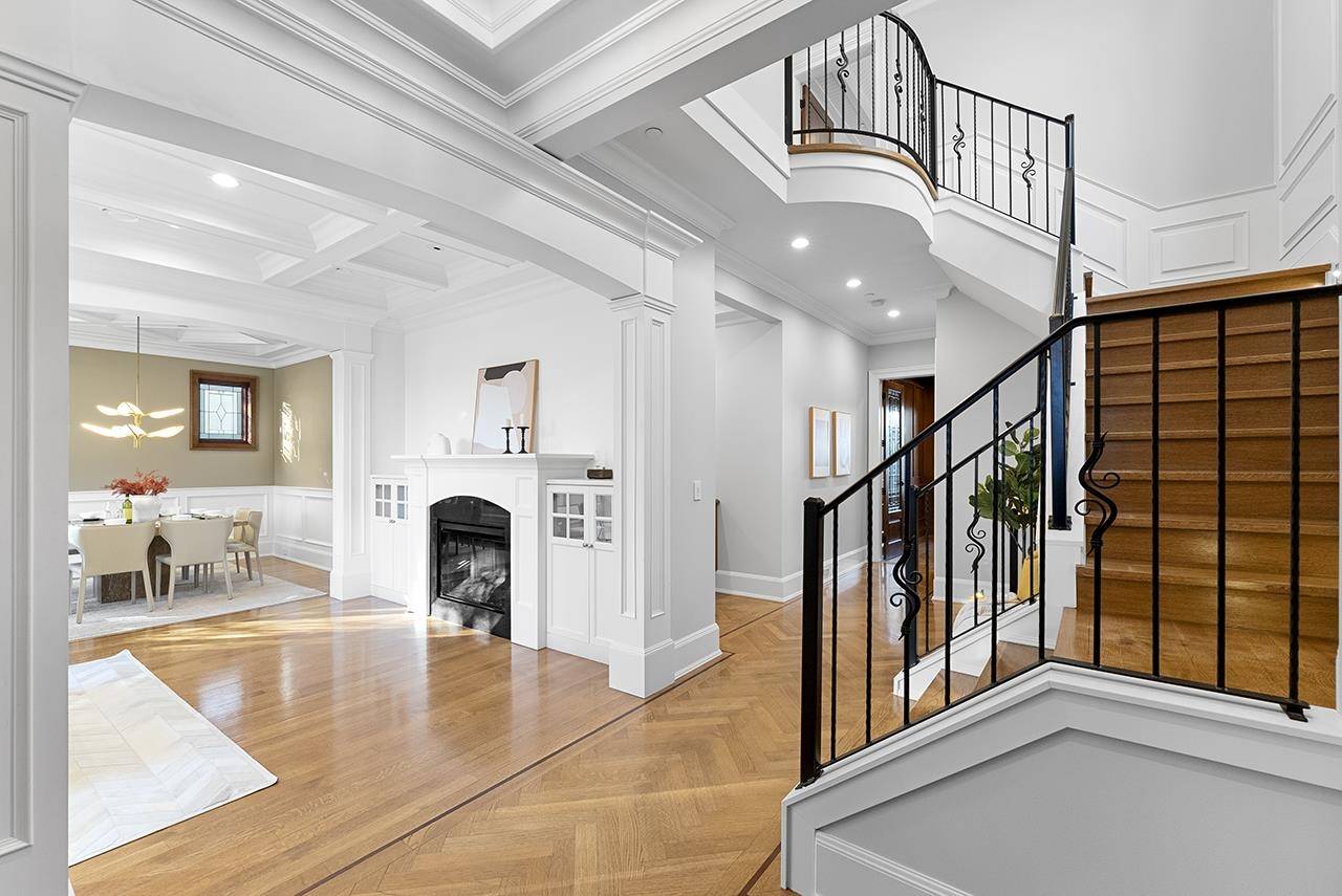 Vancouver, BC V6N 2T1,4085 W 36th AVE
