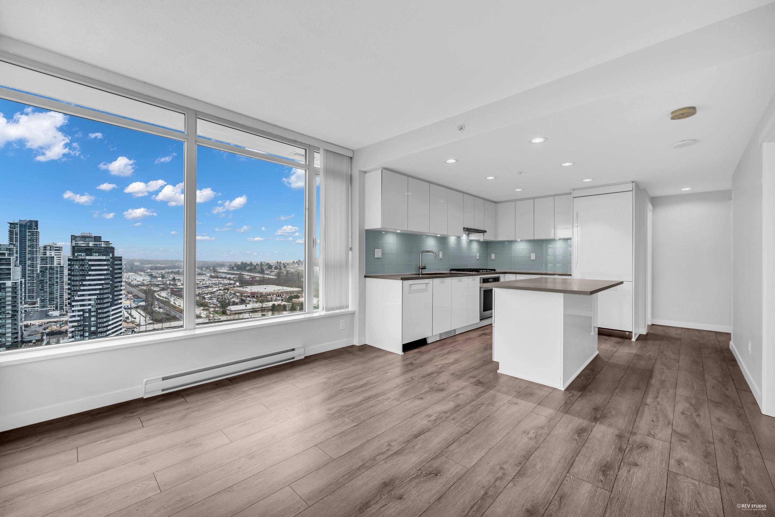 Burnaby, BC V5C 0K8,2388 Madison AVE #2508