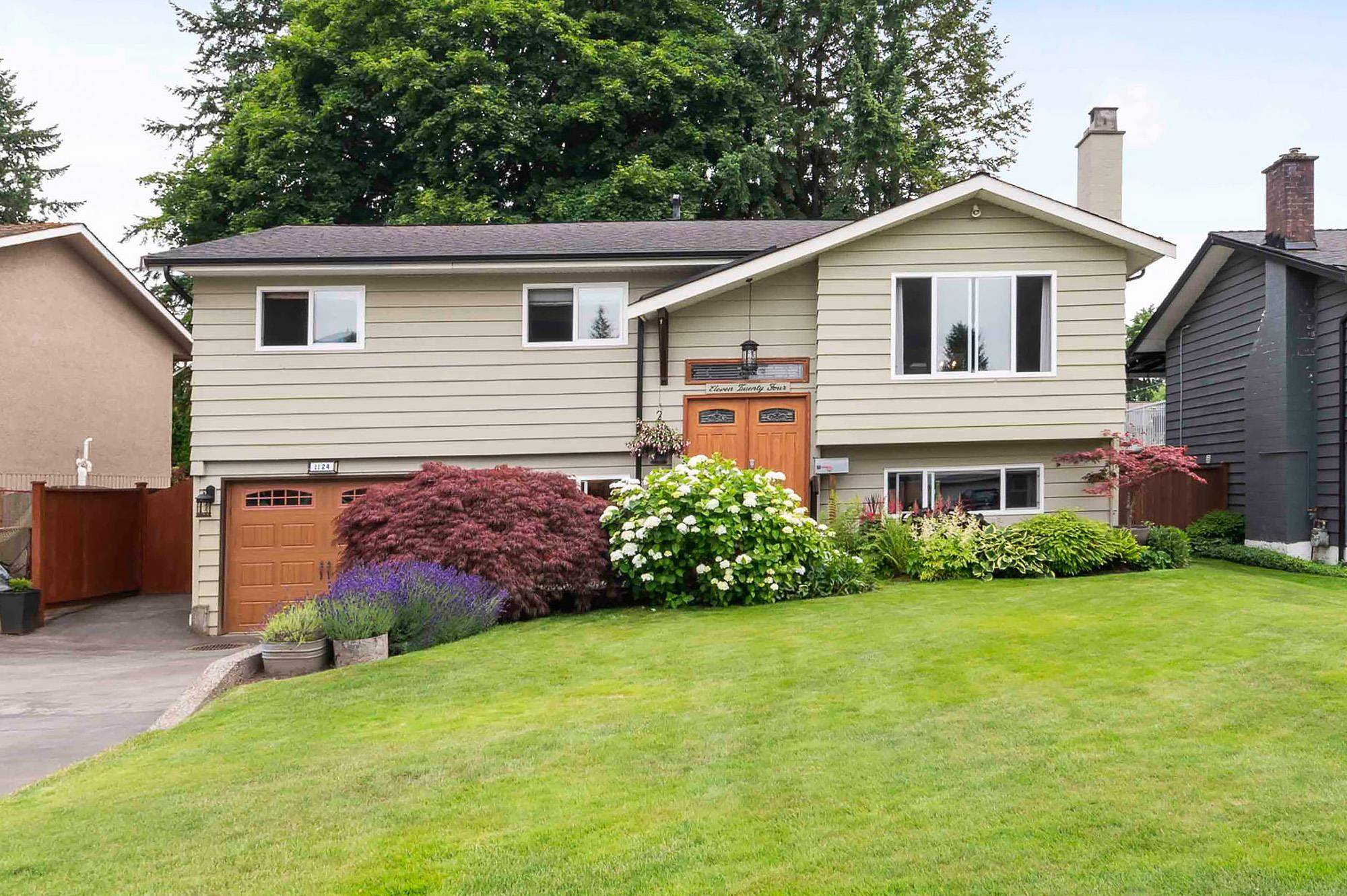 Port Coquitlam, BC V3B 1L8,1124 Fraser AVE