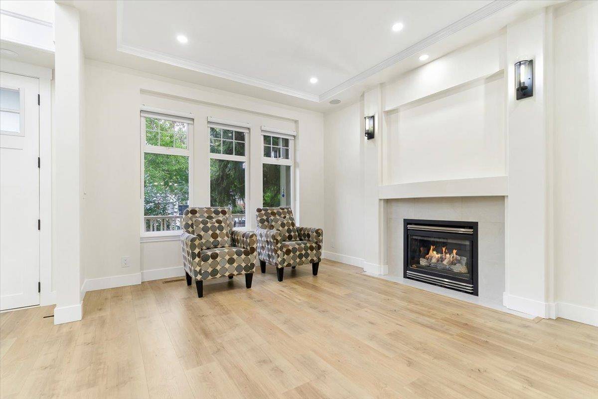 Langley, BC V2Y 2V2,5061 223a ST