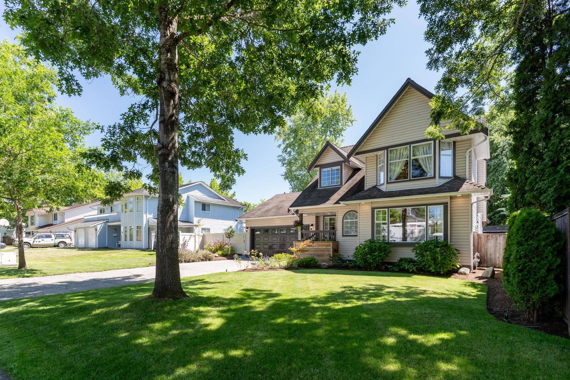 Langley, BC V3A 8W8,21626 50b AVE
