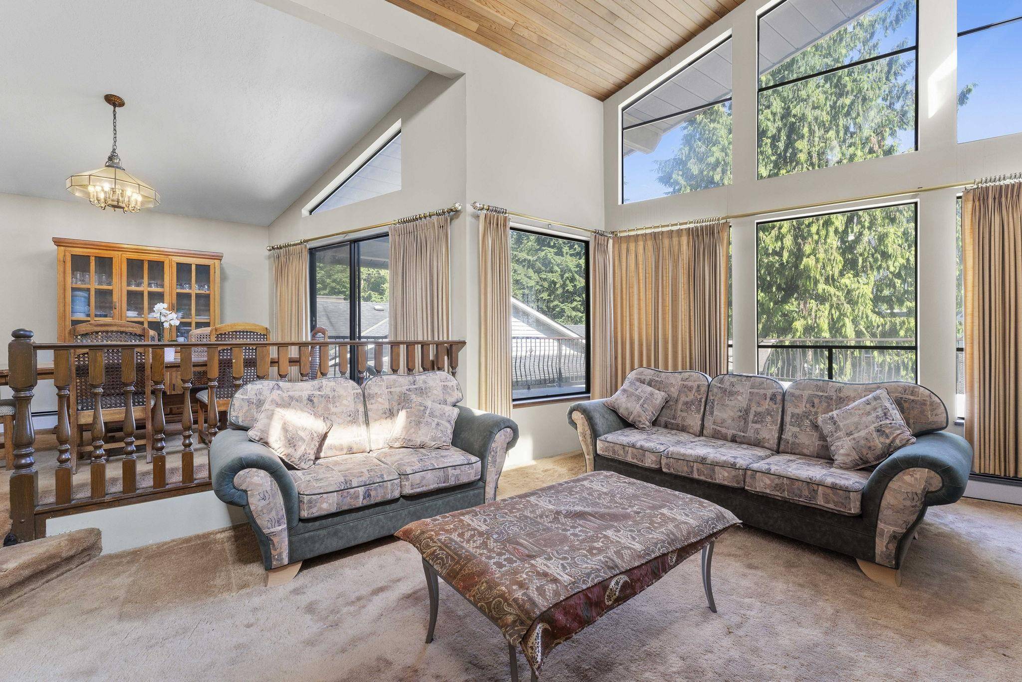 Port Moody, BC V3H 2E7,2001 St George ST