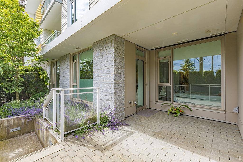Vancouver, BC V5X 0J4,375 W 59th AVE #106