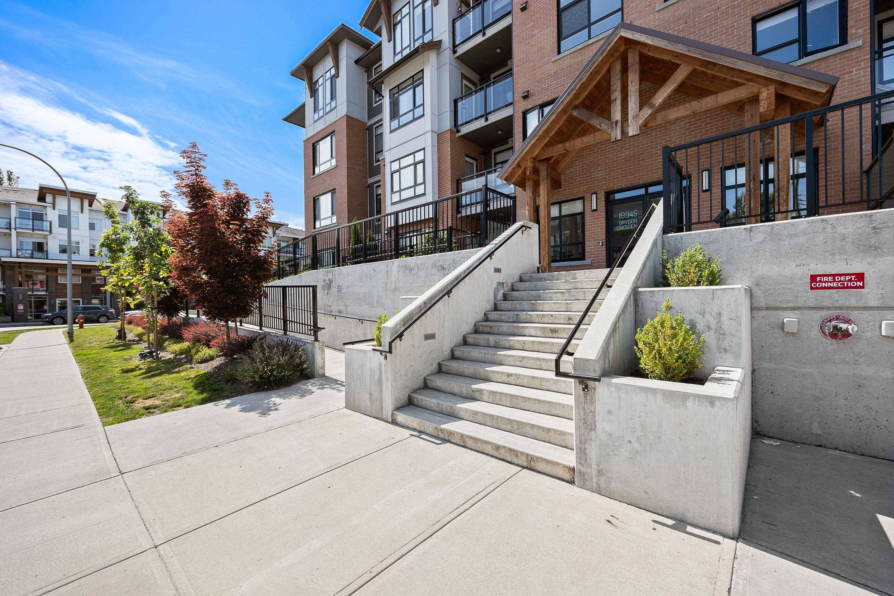 Langley, BC V3A 0P4,19945 Brydon CRES #307
