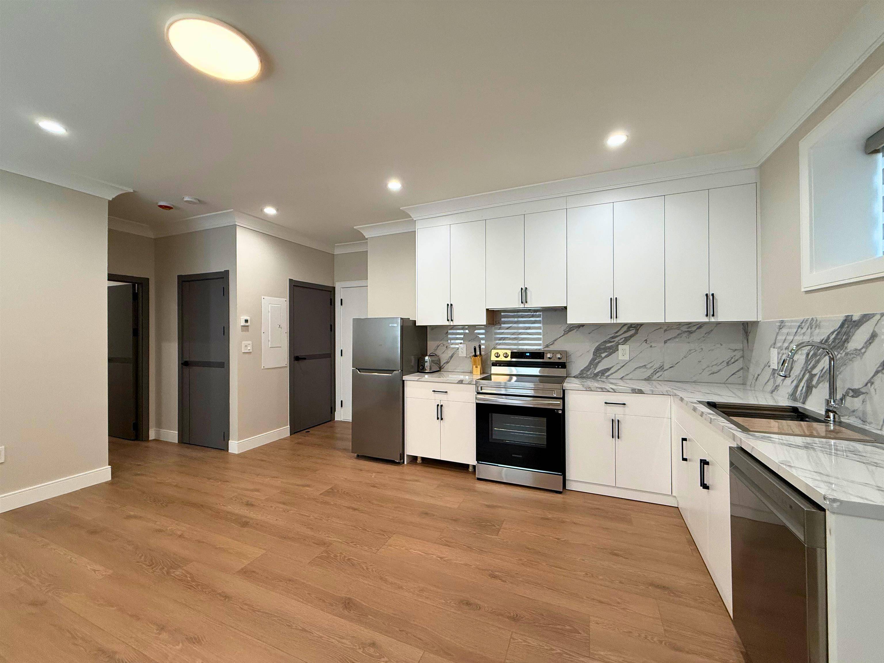 Surrey, BC V3Z 0T3,Basement - 1745 167 ST