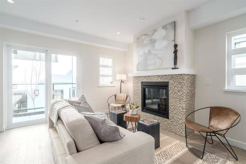 Vancouver, BC V6N 3C6,2820 W 41st AVE #1