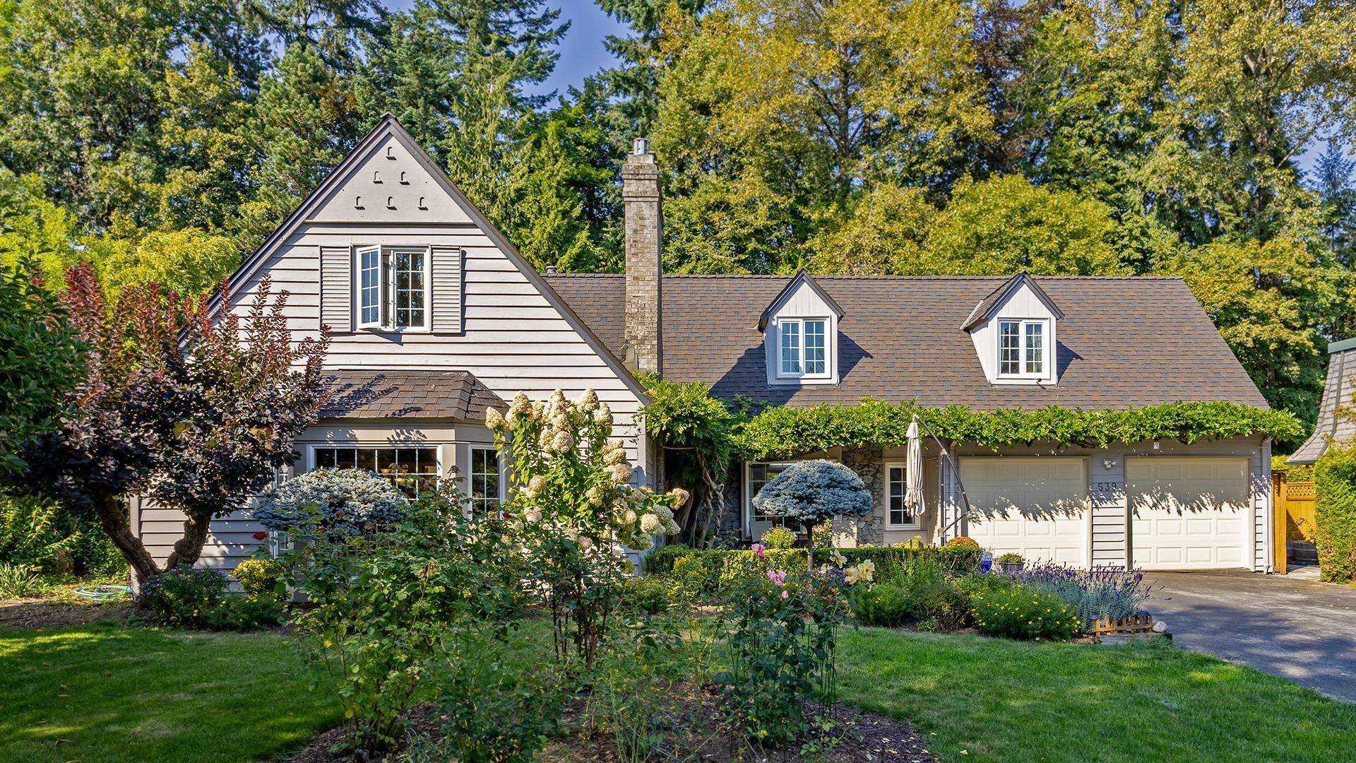 West Vancouver, BC V7T 1W9,539 Newcroft PL