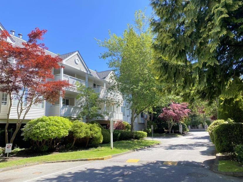 Richmond, BC V6Y 3N1,7571 Moffatt RD #220