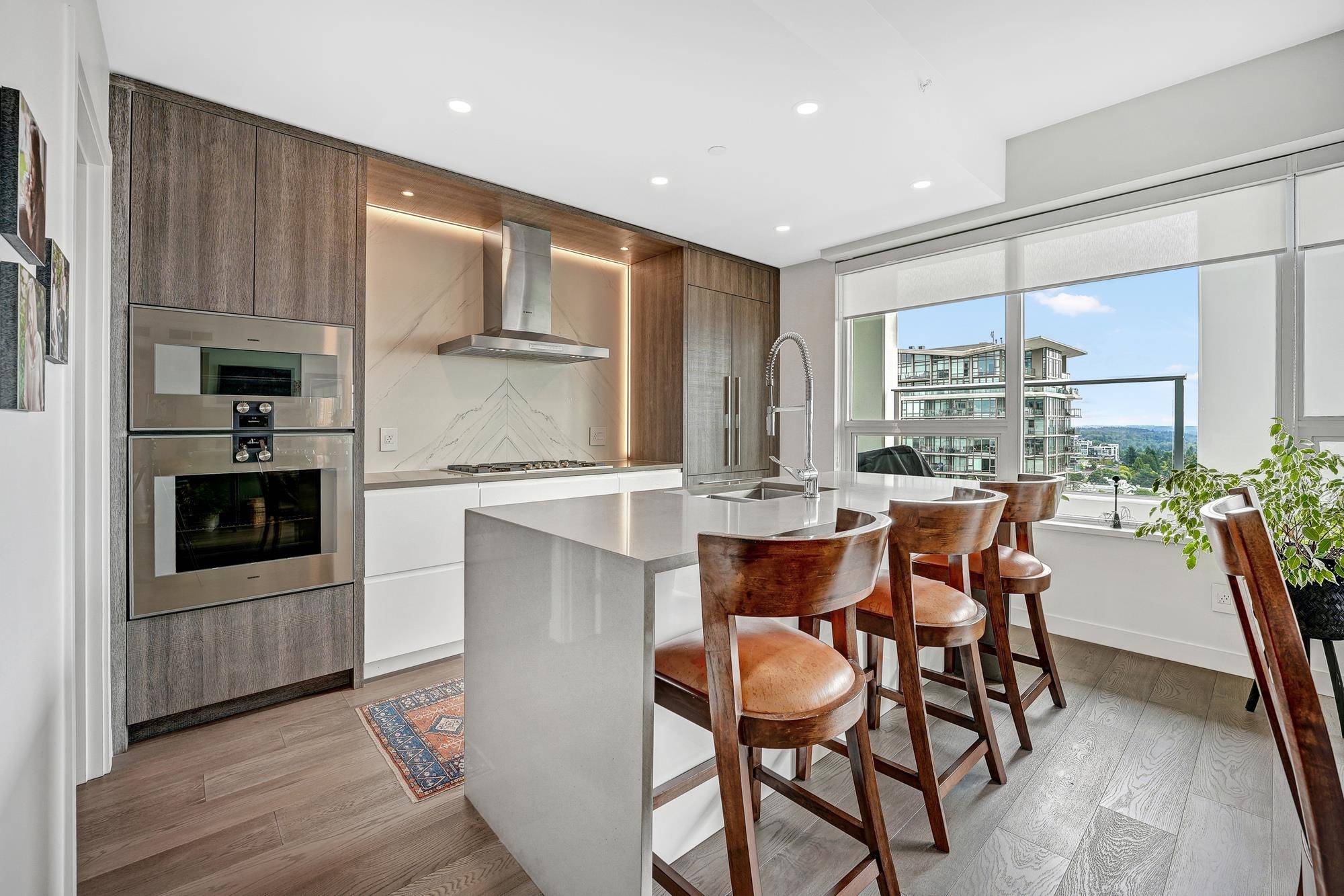 White Rock, BC V4B 3Z4,1441 Johnston RD #1302