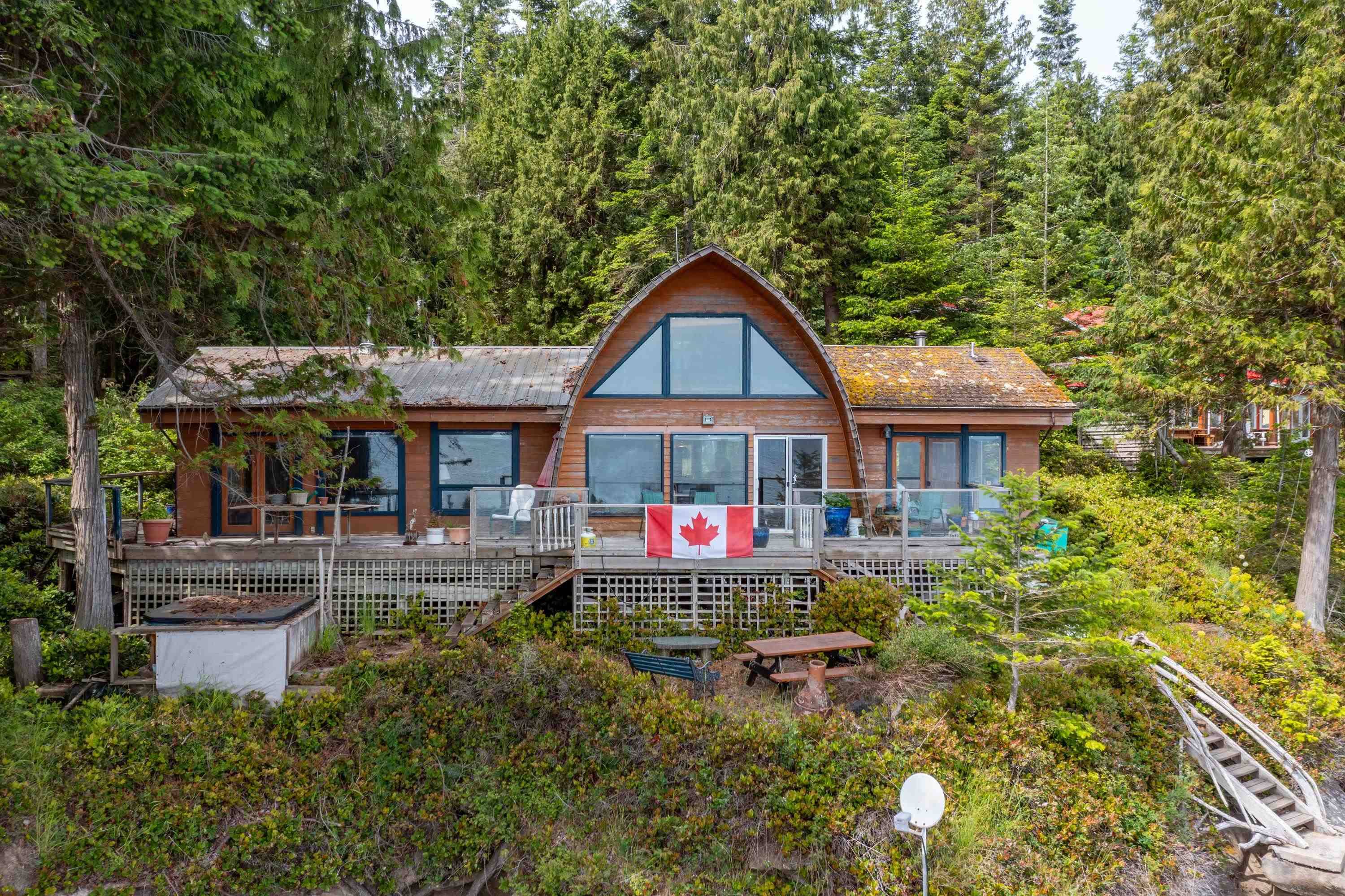 Galiano Island, BC V0N 1P0,119 Island Park DR