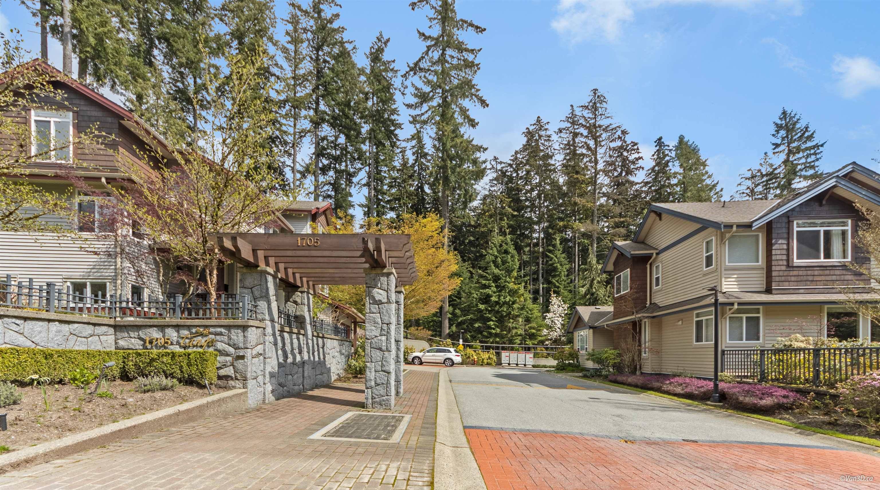 Coquitlam, BC V3E 3T3,1705 Parkway BLVD #16