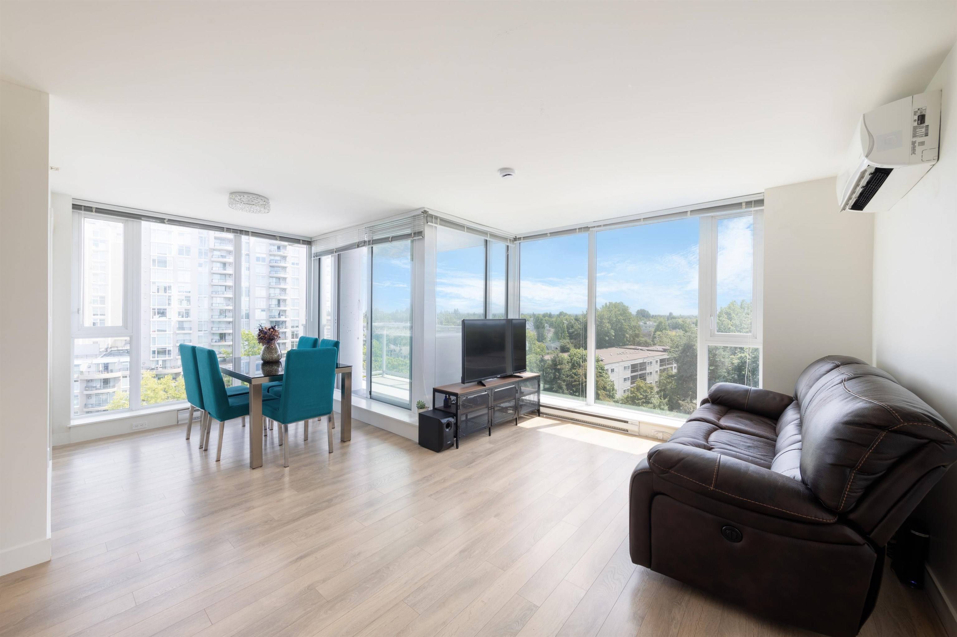 Richmond, BC V6Y 0H6,8288 Granville AVE #1002