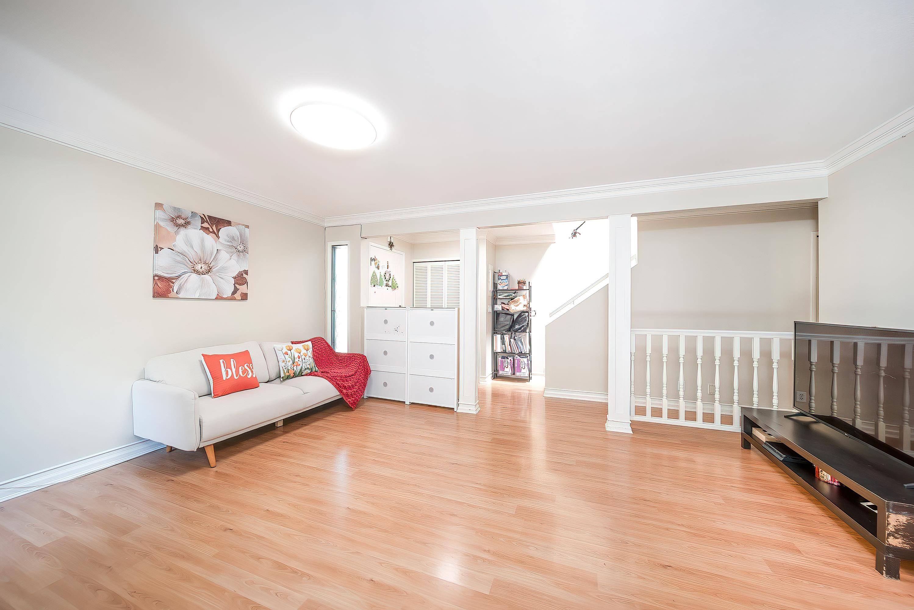 Richmond, BC V7A 1Y7,9240 Glenacres DR #63