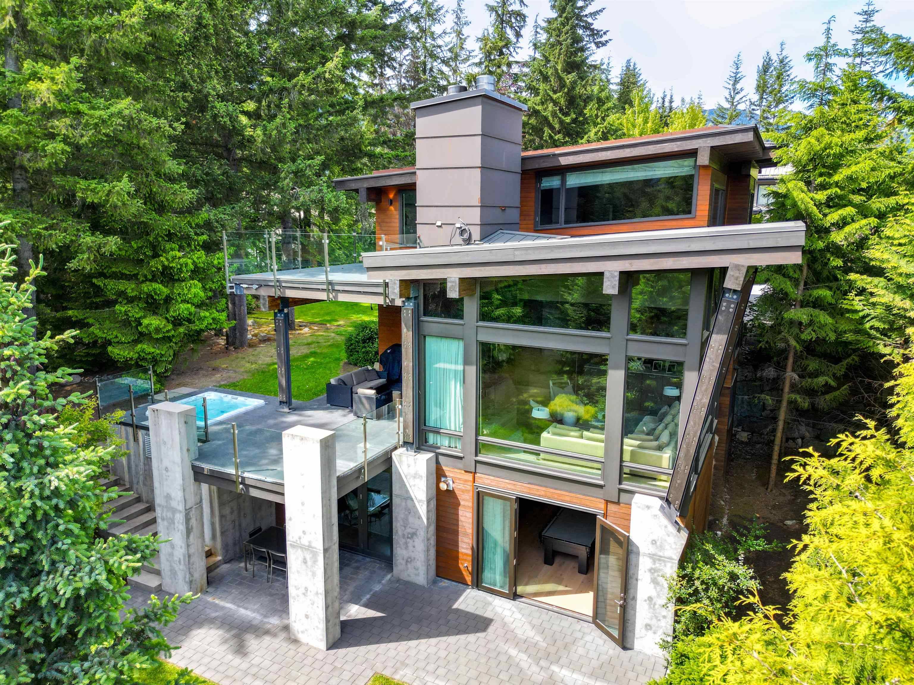 Whistler, BC V8E 0E2,7134 Nesters RD