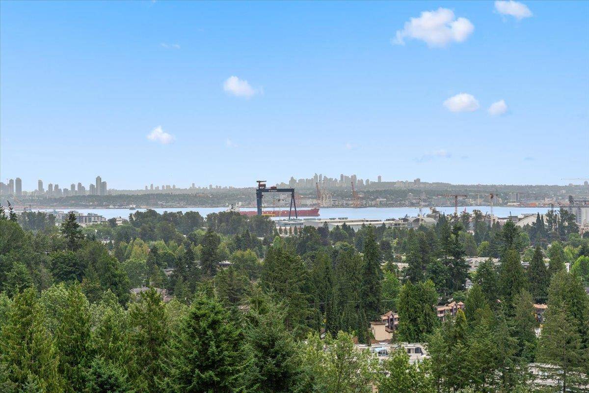 North Vancouver, BC V7P 3E6,2016 Fullerton AVE #1710