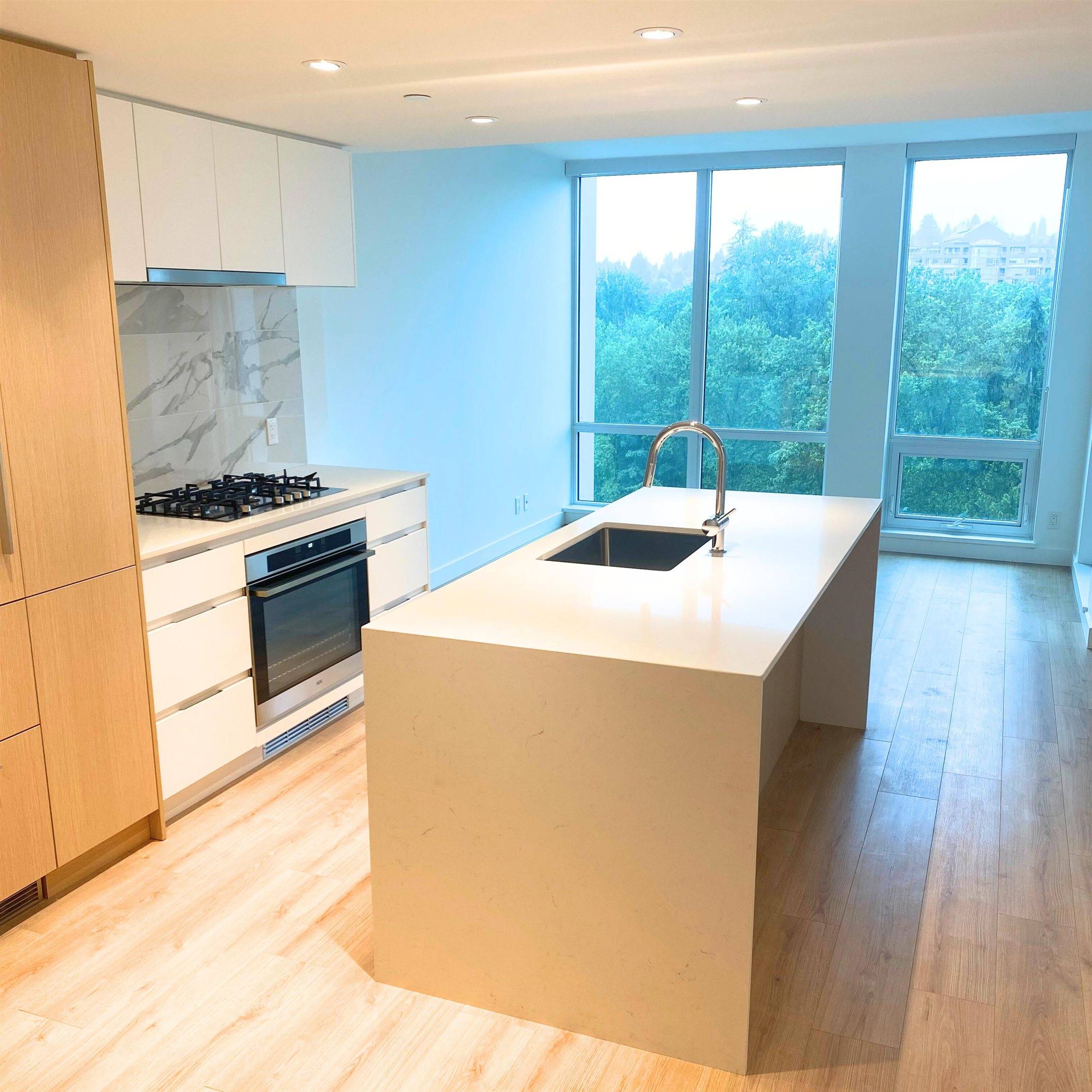 North Vancouver, BC V7J 0E6,1500 Fern ST #1009