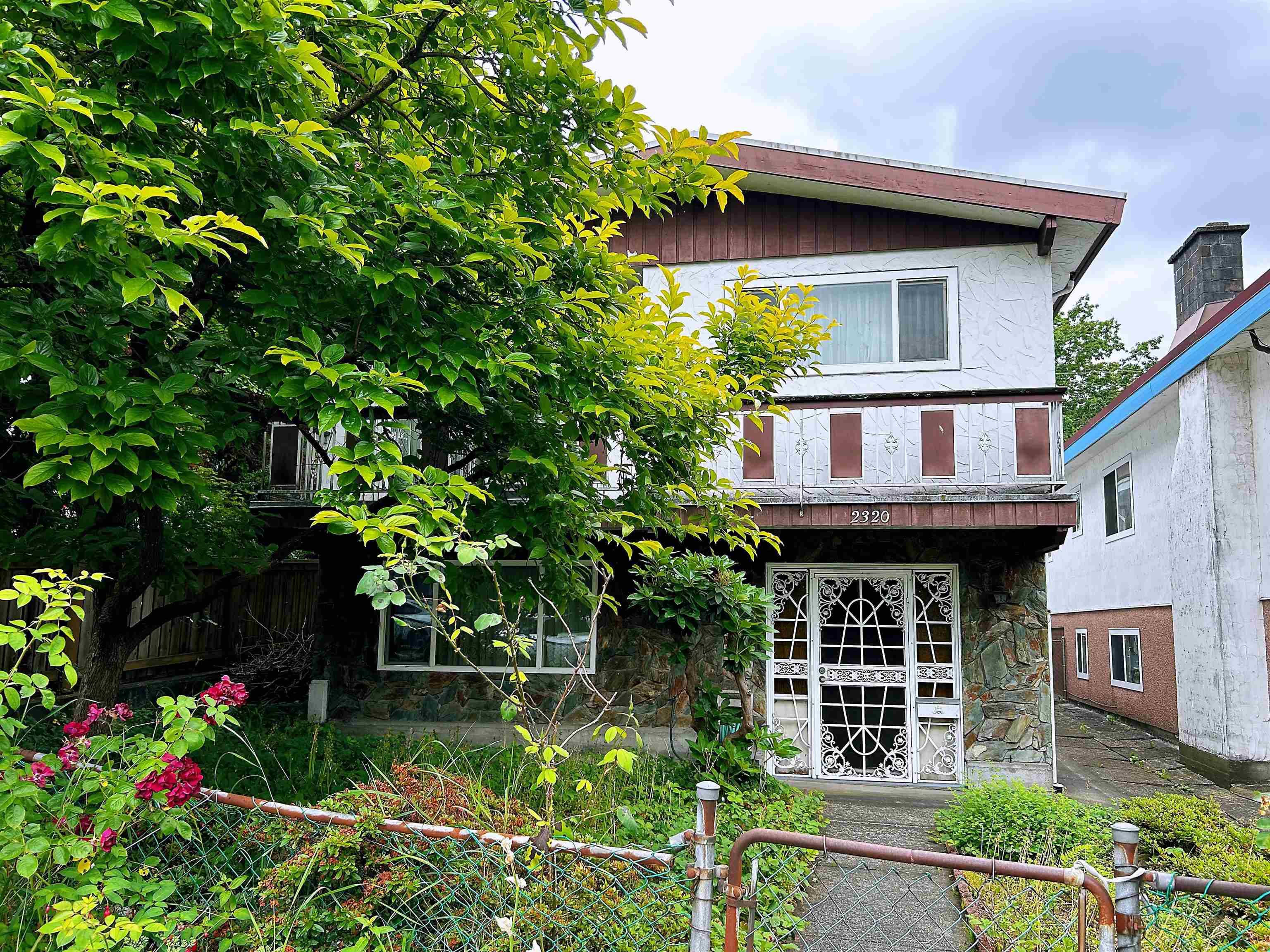 Vancouver, BC V5N 1C3,2320 E 1st AVE