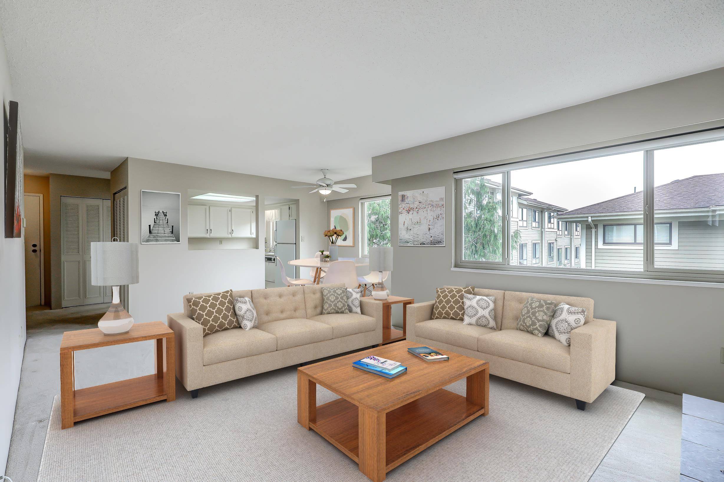 White Rock, BC V4B 3X4,1368 Foster ST #207