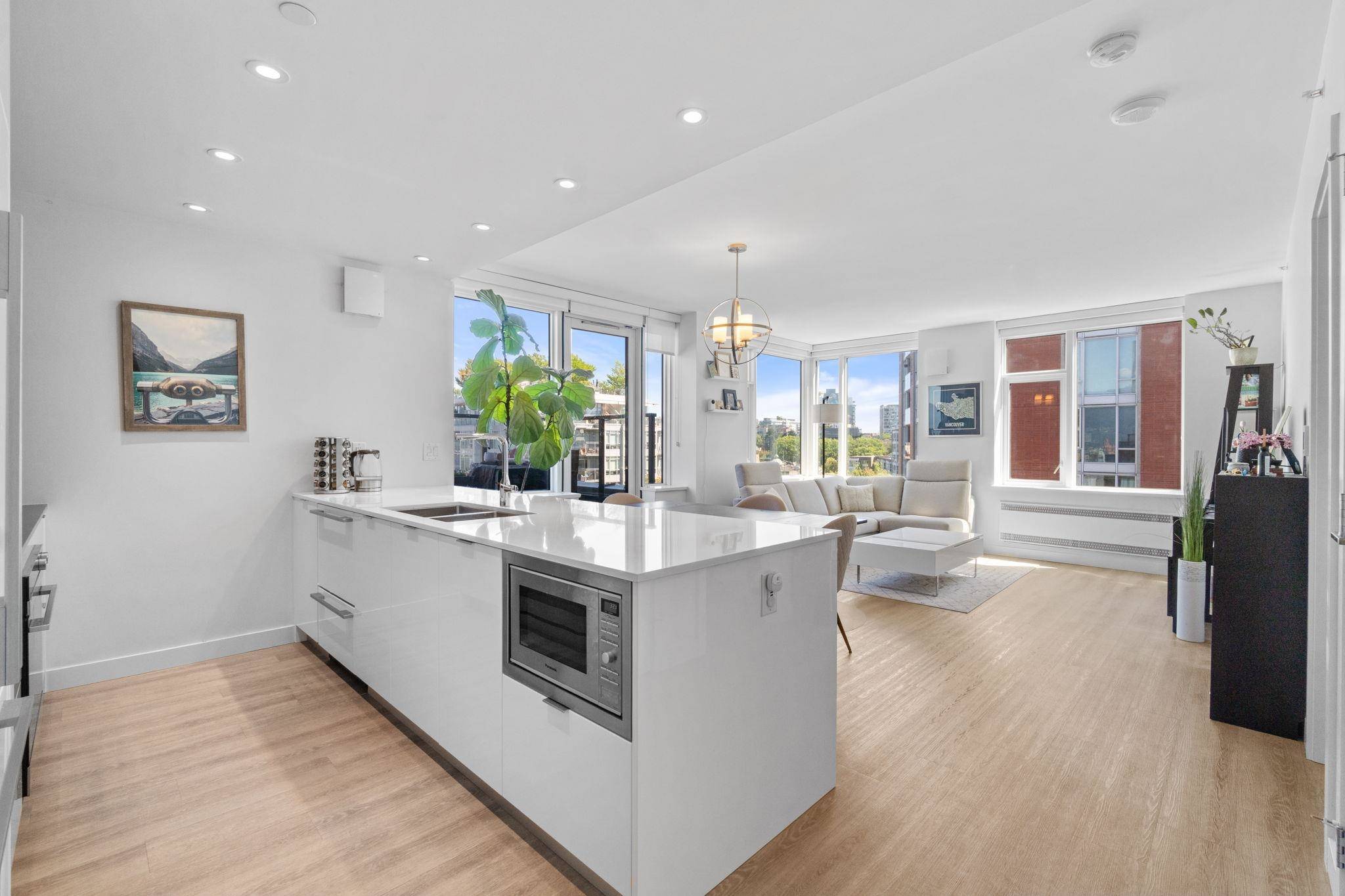 Vancouver, BC V5T 0H3,209 East 7th AVE #805