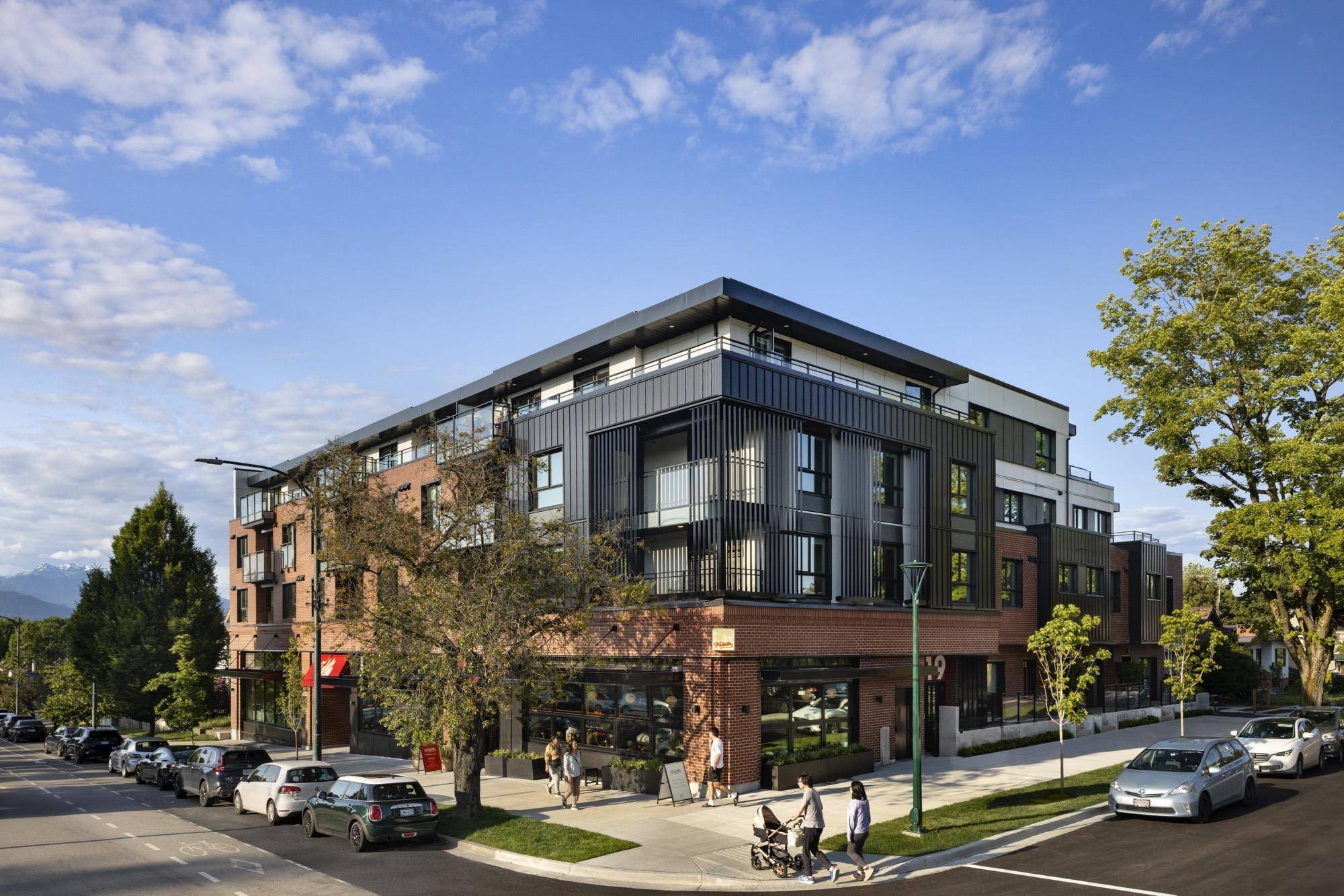 Vancouver, BC V0V 0V0,2419 Grant ST #303