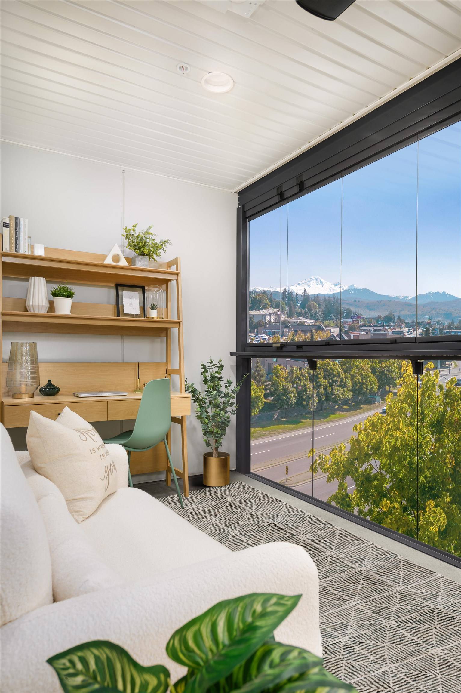 Abbotsford, BC V2S 2E8,34375 Gladys AVE #203