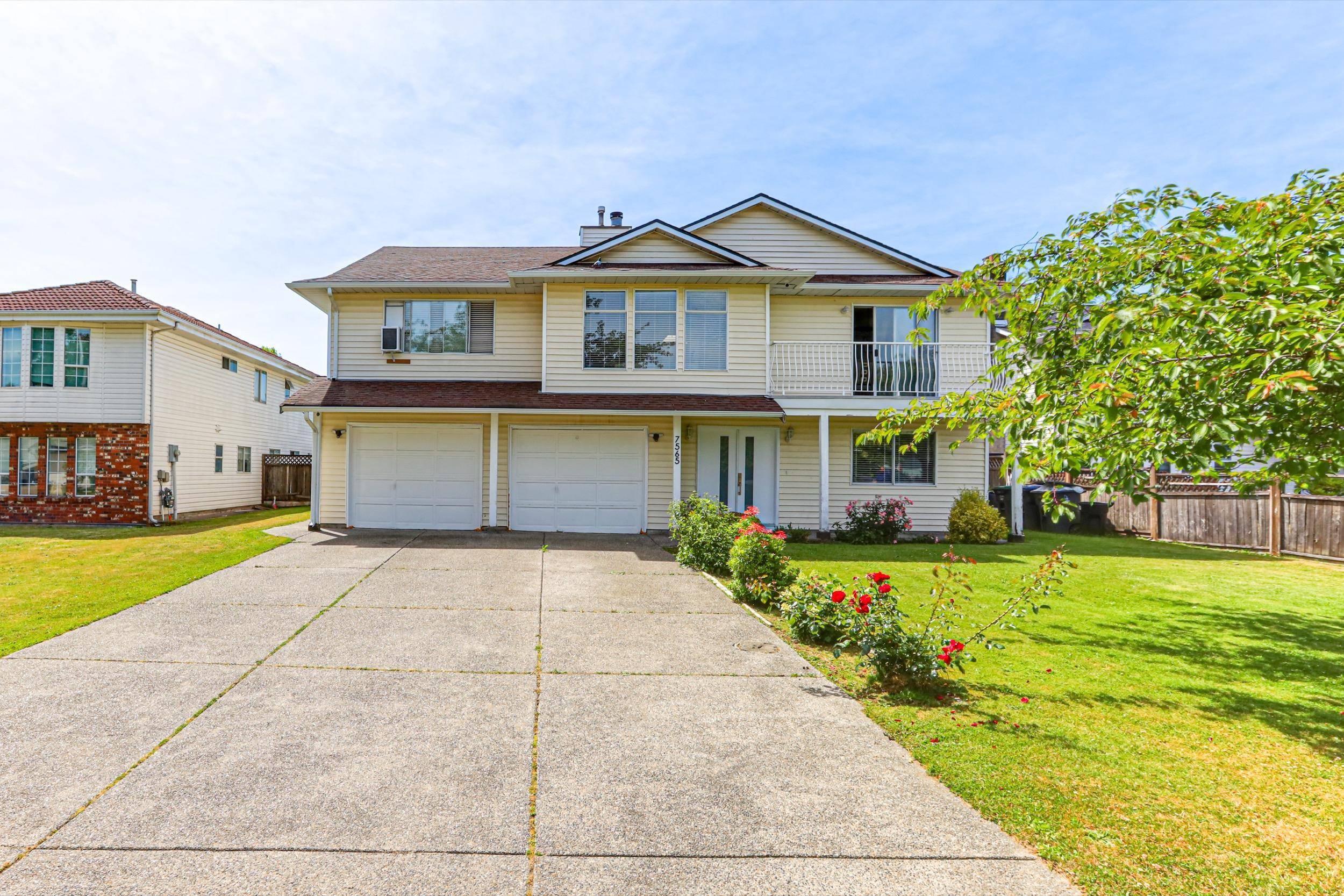 Surrey, BC V3W 9P6,7565 123a ST