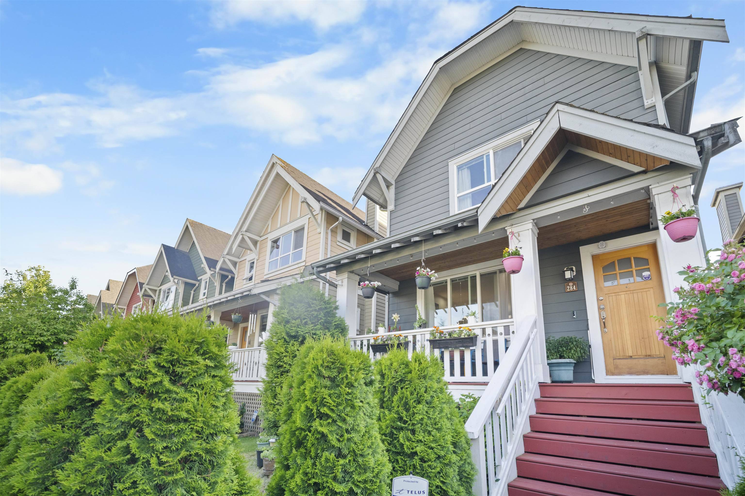 New Westminster, BC V3M 0B4,284 Furness ST