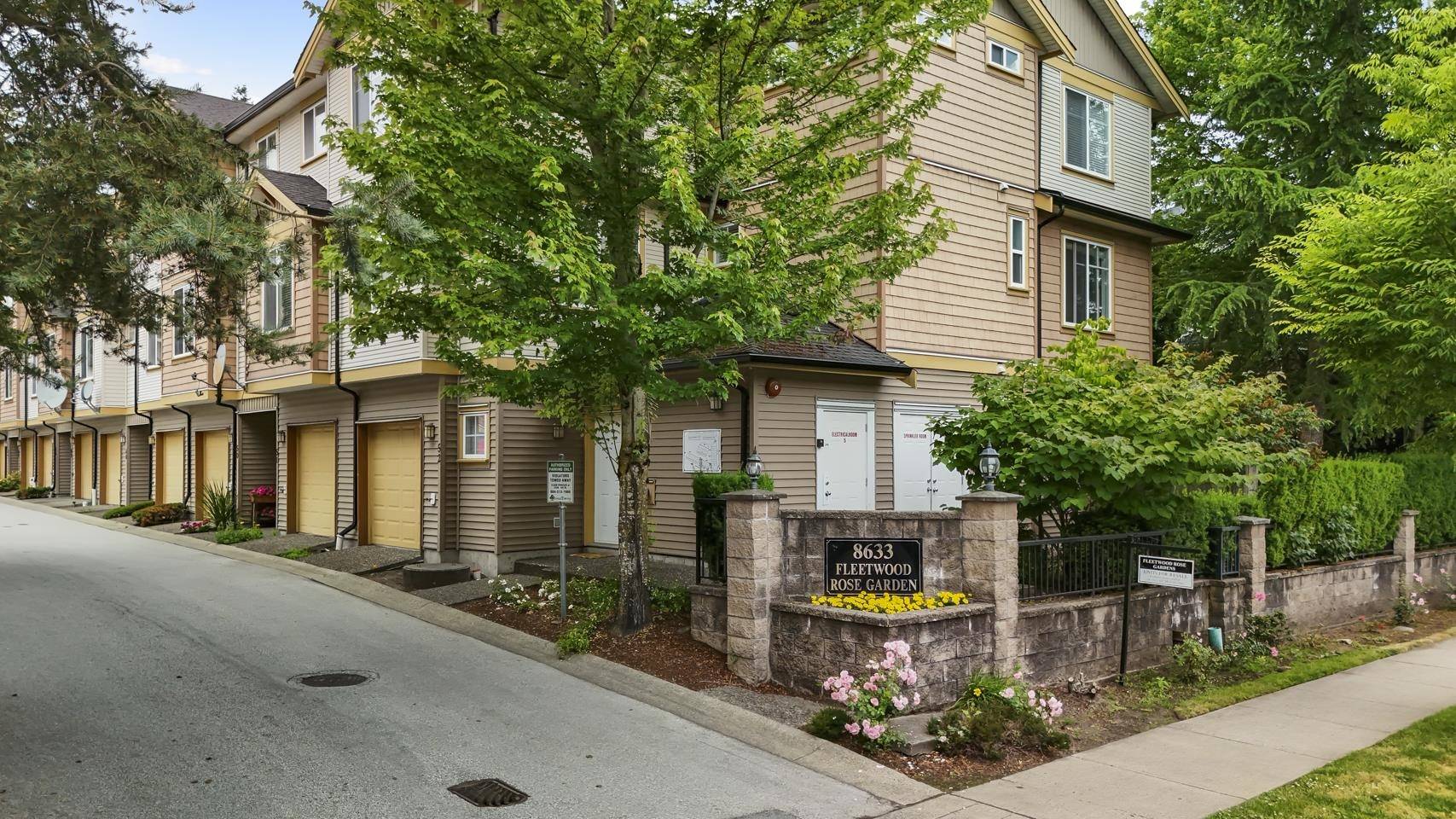 Surrey, BC V4N 5W1,8633 159 ST #22