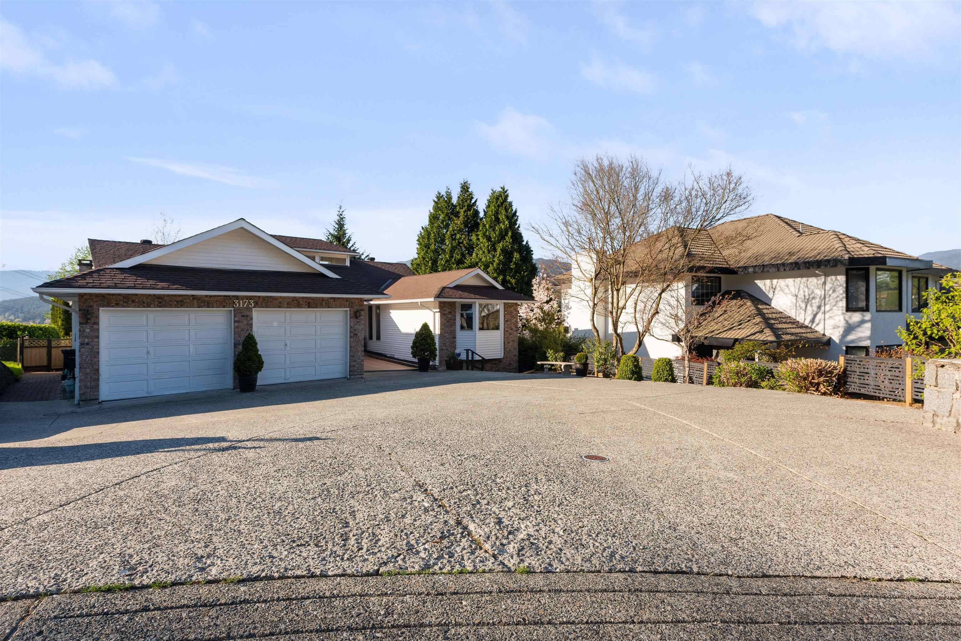 Coquitlam, BC V3C 5A9,3173 Leeward CT