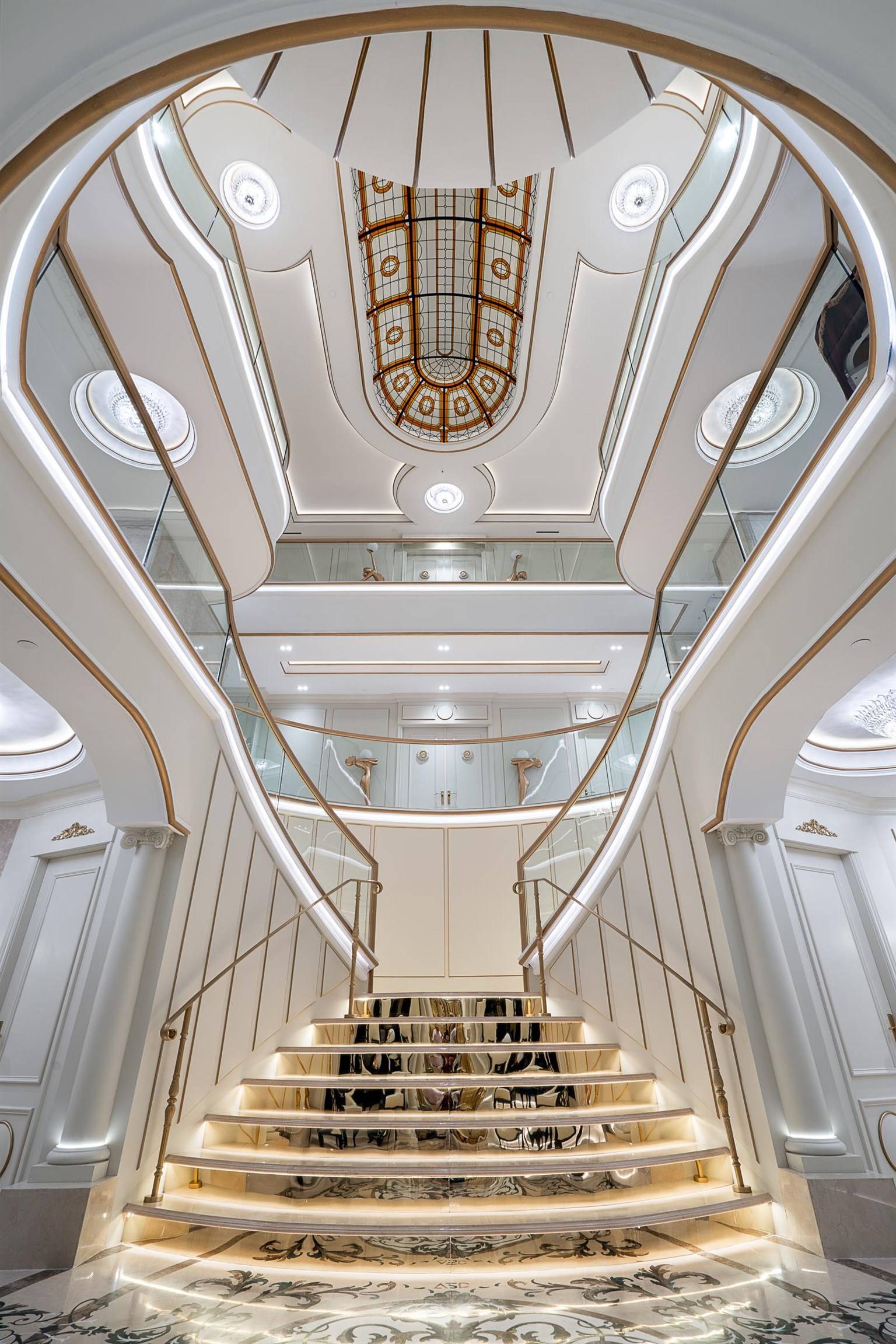 West Vancouver, BC V7S 2E3,1121 Crestline RD