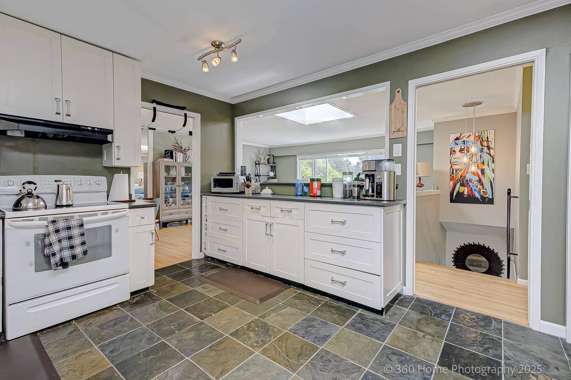 Delta, BC V4M 1T5,5105 8a AVE