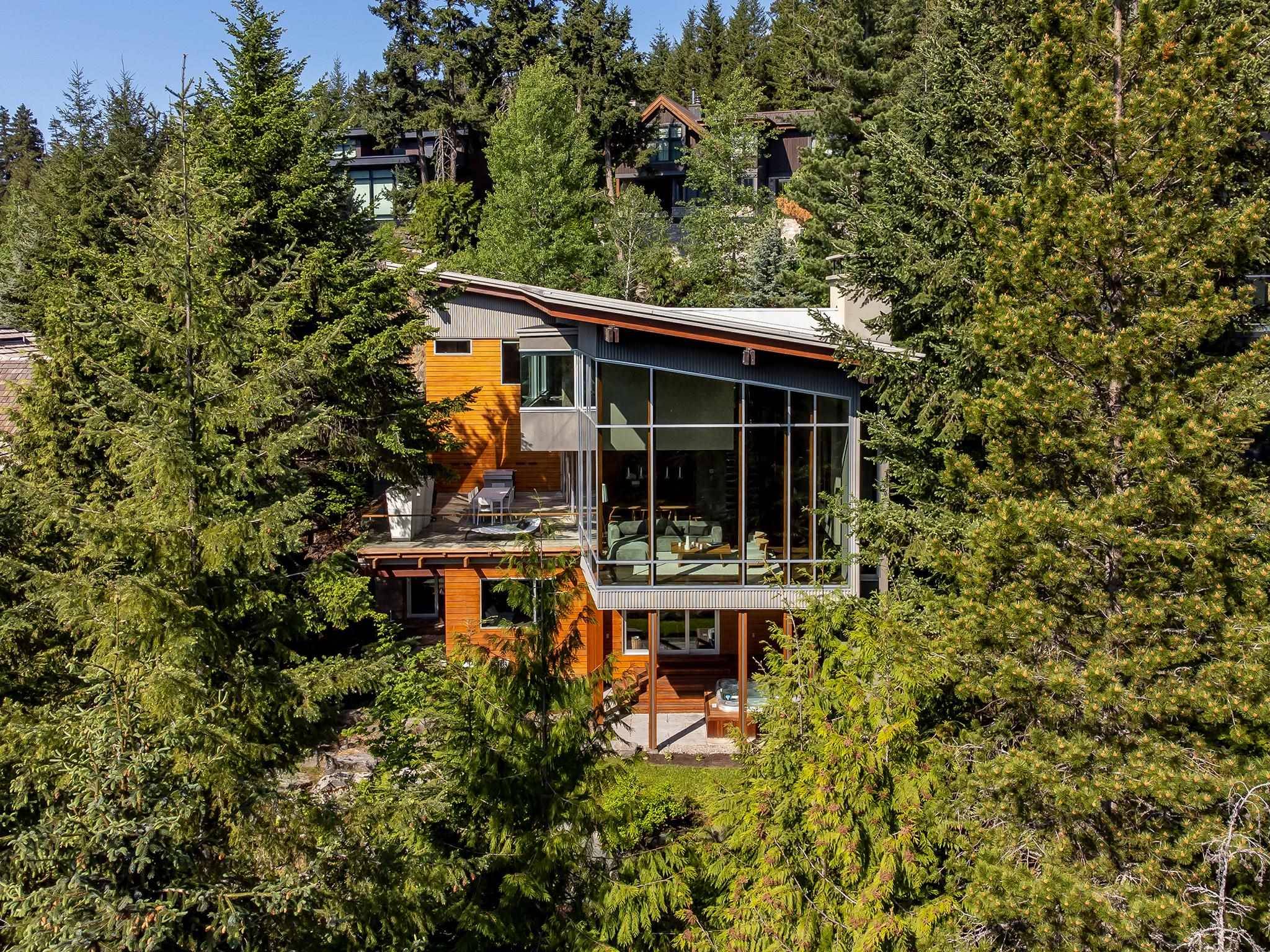 Whistler, BC V8E 0E9,7452 Treetop LN